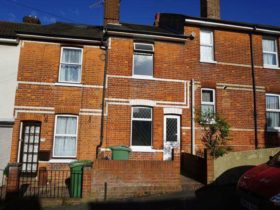 2 bedroom Detached to rent